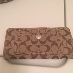 Coach wallet